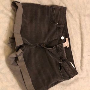 NEVER WORN Washed black jeans shorts